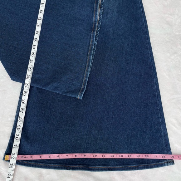 CITIZENS OF HUMANITY Amari High Rise Ultra Wide Flare Leg Jeans--NWT--30 - Picture 16 of 16